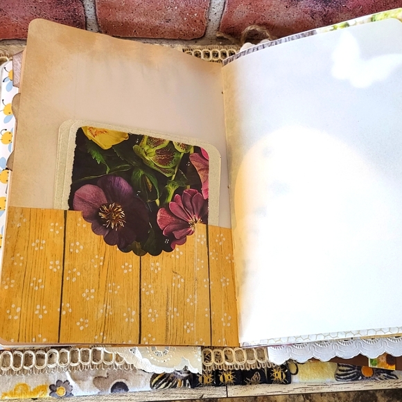 Hand made summer journal - Picture 9 of 15